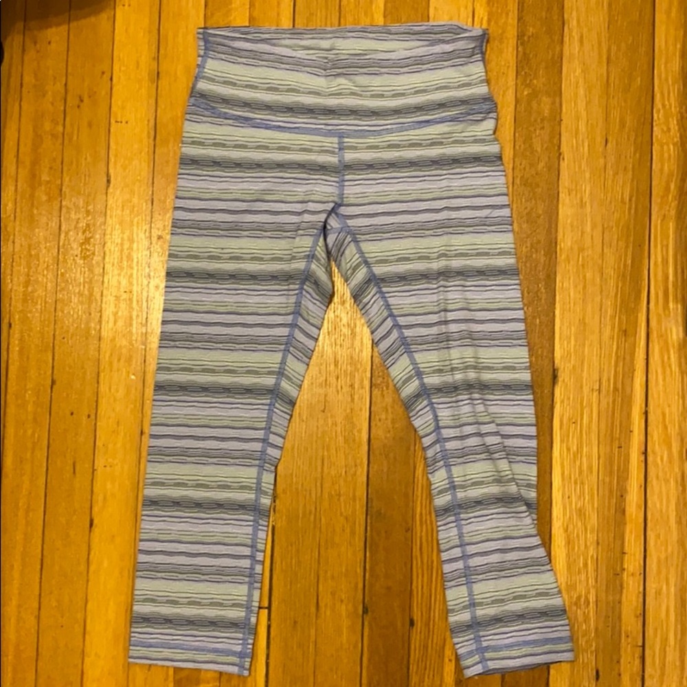 Lululemon cropped leggings